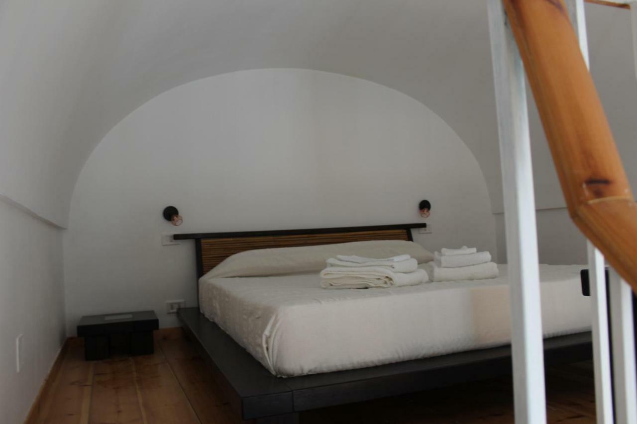 Bed and Breakfast Dimora Almadia Монополи Экстерьер фото
